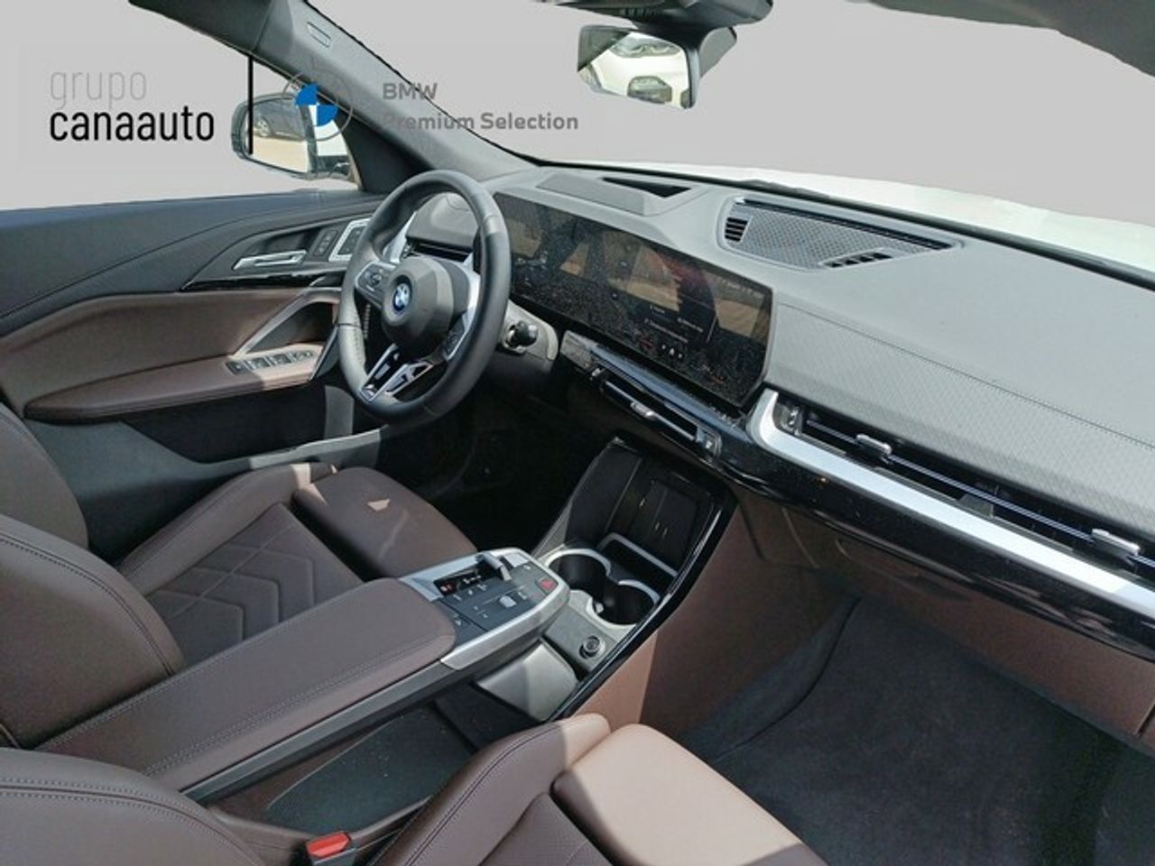 Foto BMW iX2 8