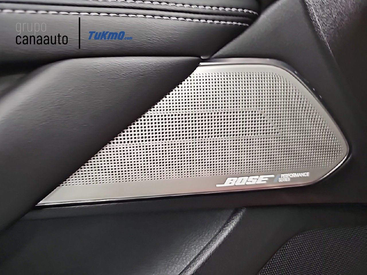 Foto Infiniti Q60 10