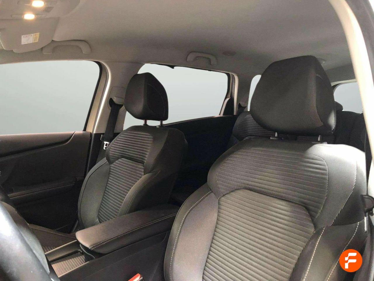 Foto Renault Grand Scénic 11