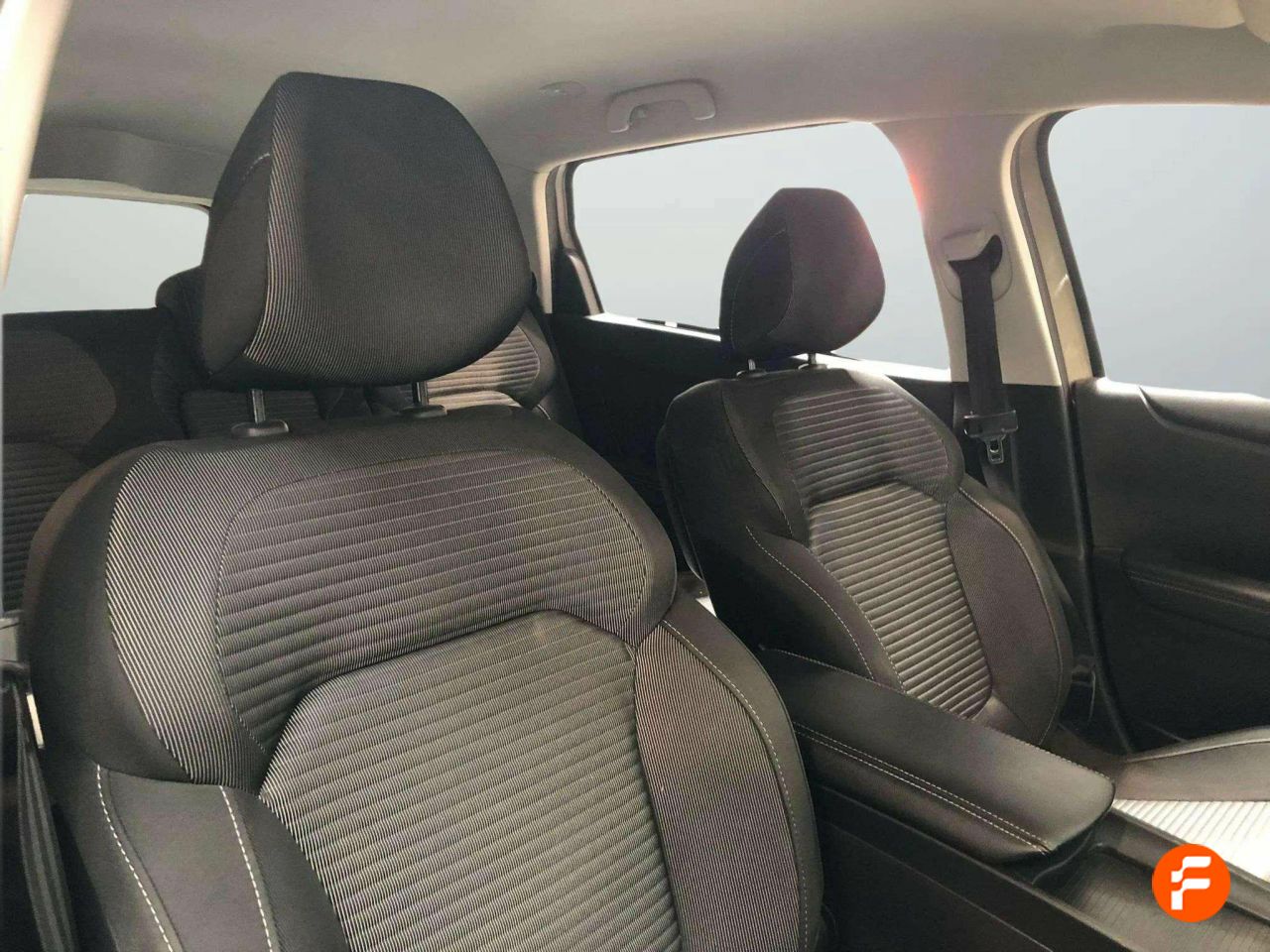 Foto Renault Grand Scénic 16