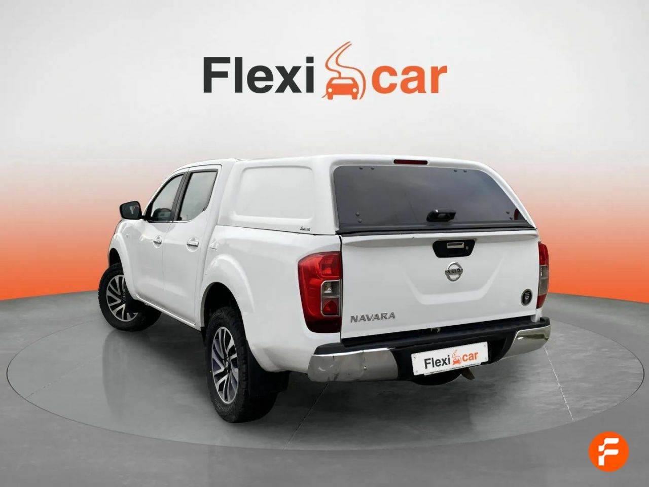 Foto Nissan Navara 5