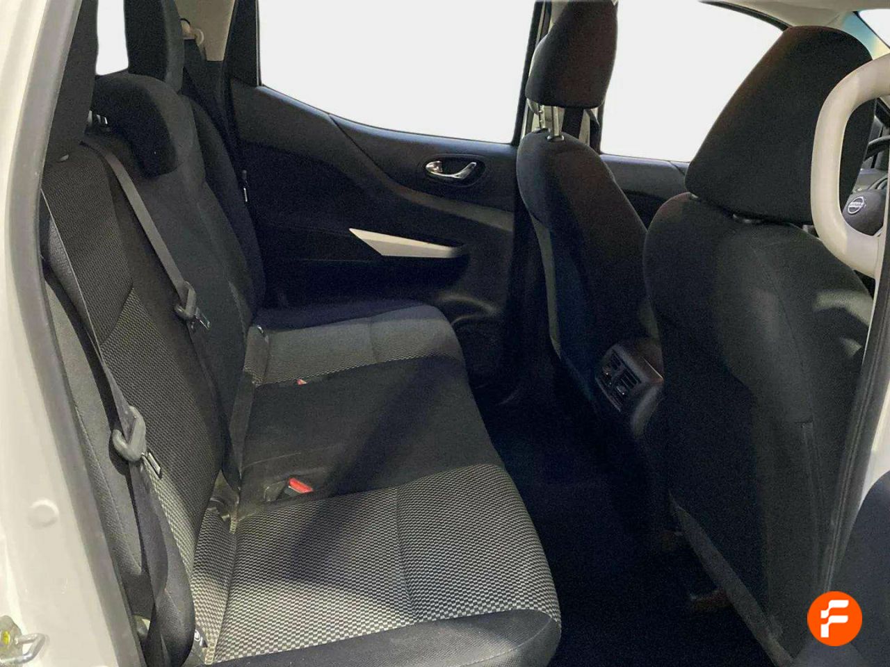 Foto Nissan Navara 16