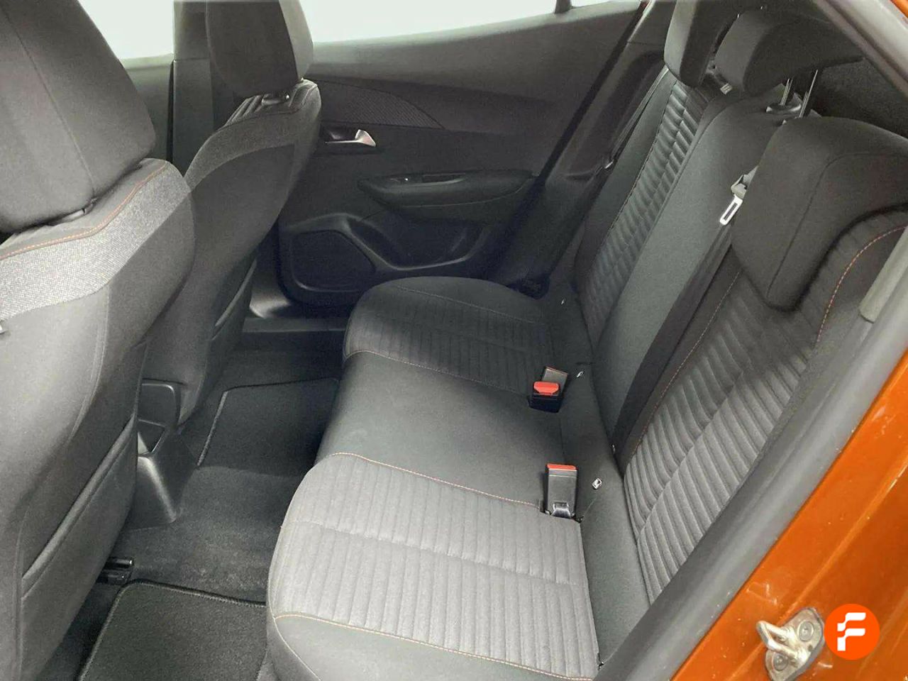 Foto Peugeot 2008 17