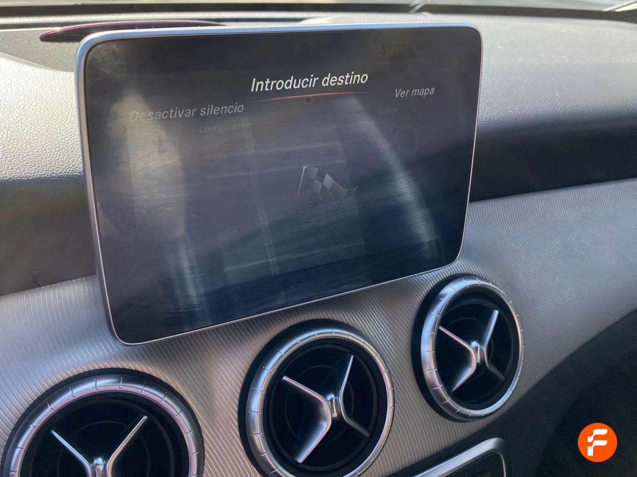 Foto Mercedes-Benz Clase CLA 18