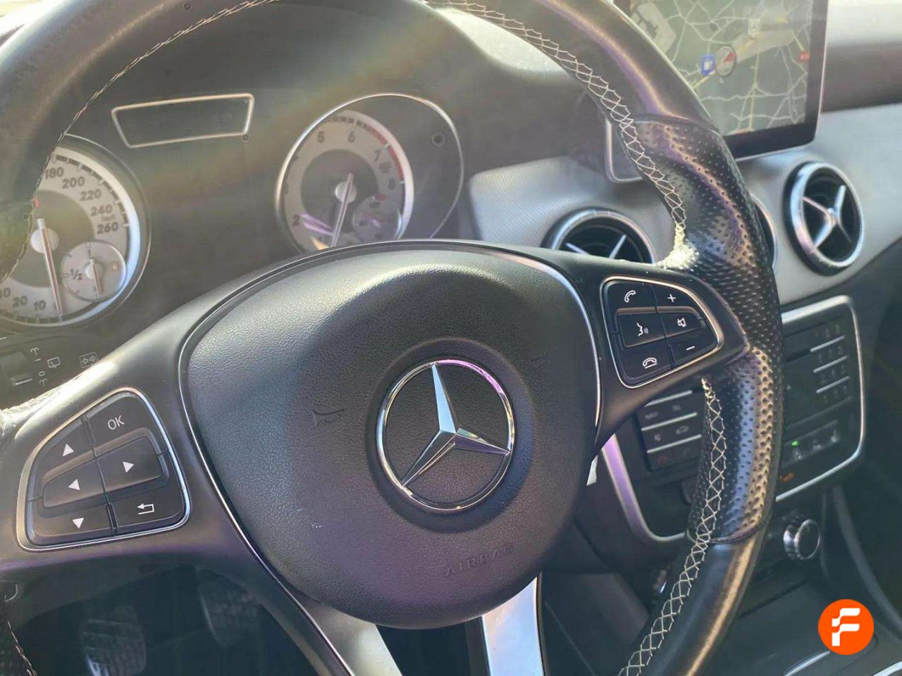 Foto Mercedes-Benz Clase CLA 19