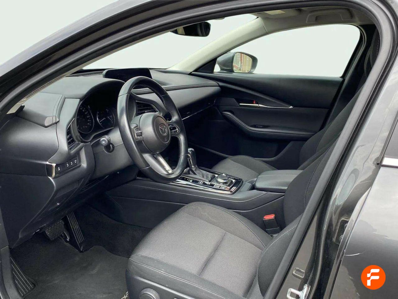 Foto Mazda CX-30 14