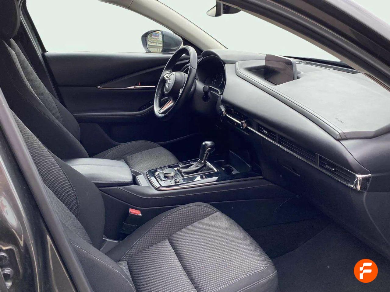 Foto Mazda CX-30 15