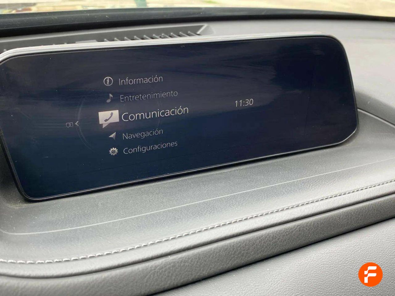 Foto Mazda CX-30 19