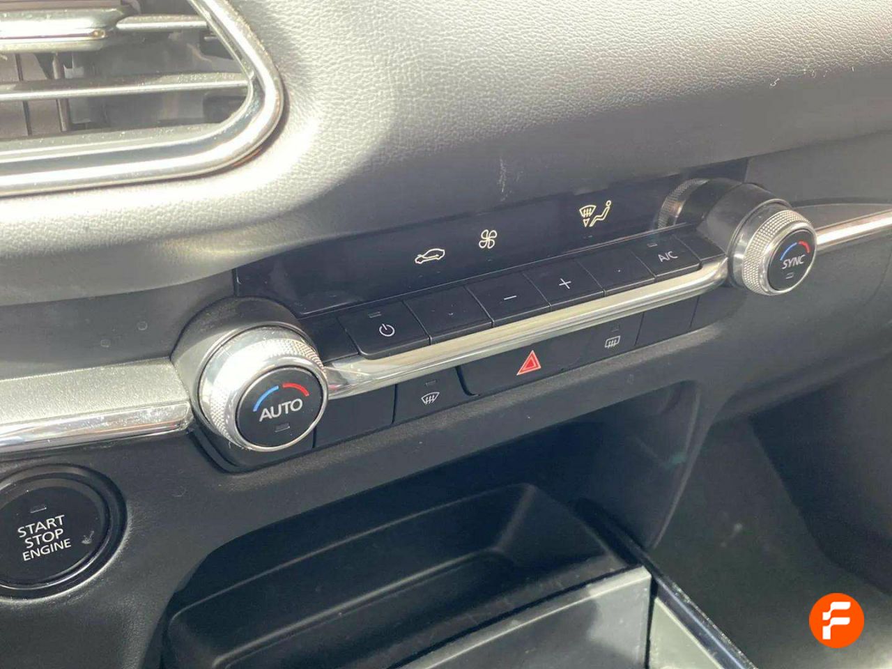 Foto Mazda CX-30 21