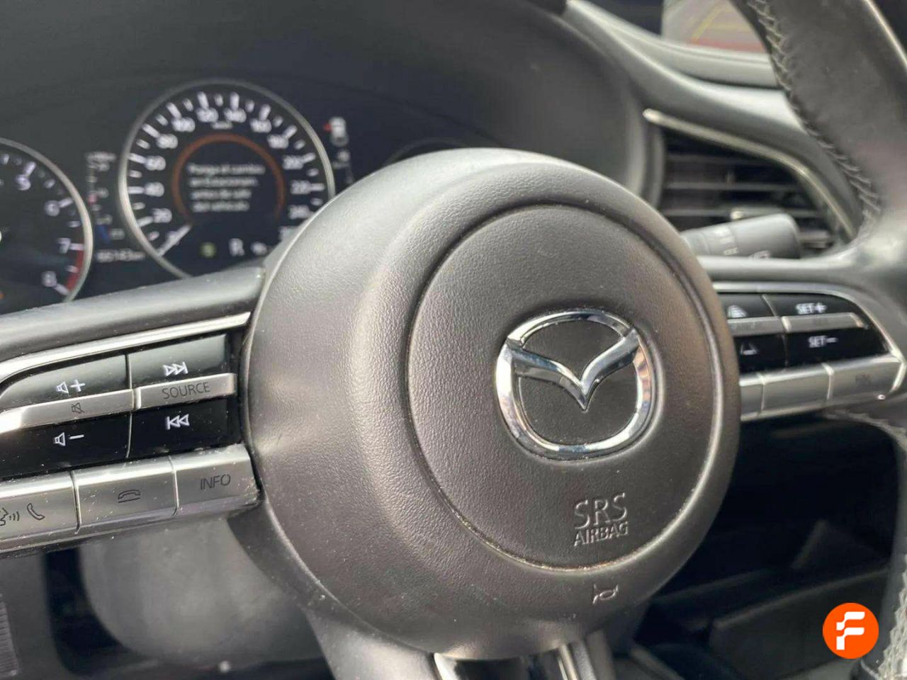 Foto Mazda CX-30 23