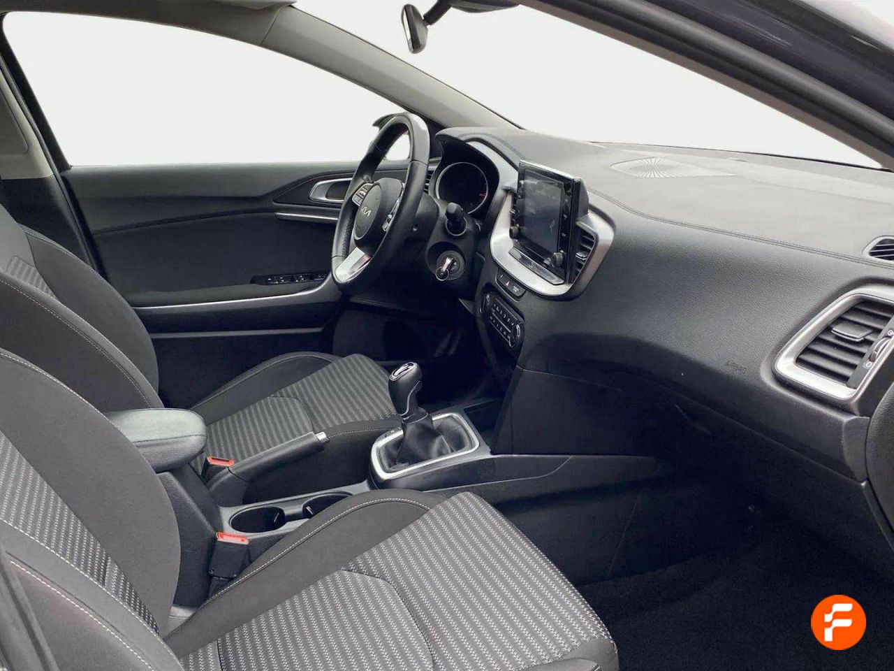 Foto Kia XCeed 13