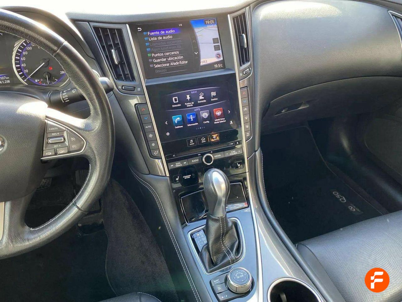 Foto Infiniti Q50 11