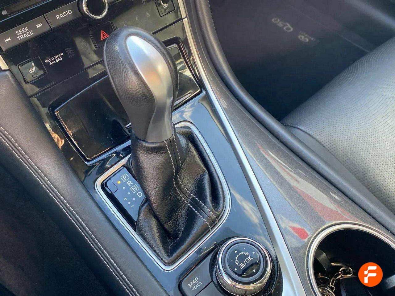 Foto Infiniti Q50 18