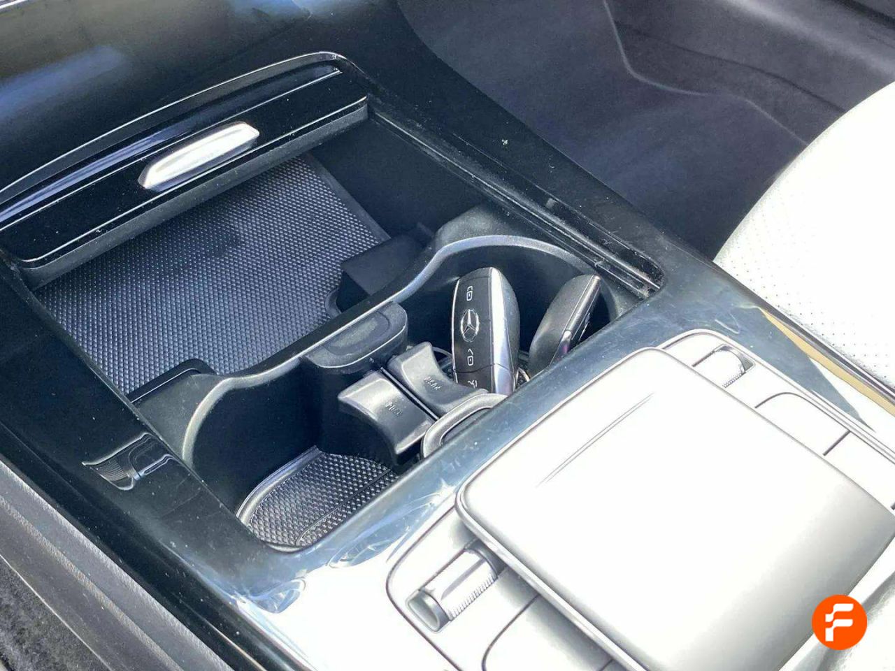Foto Mercedes-Benz Clase CLA 23