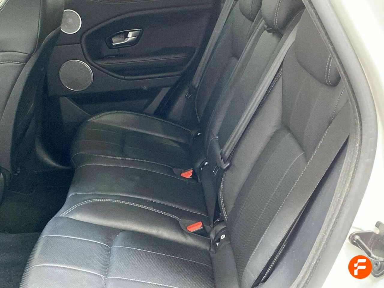 Foto Land-Rover Range Rover Evoque 13