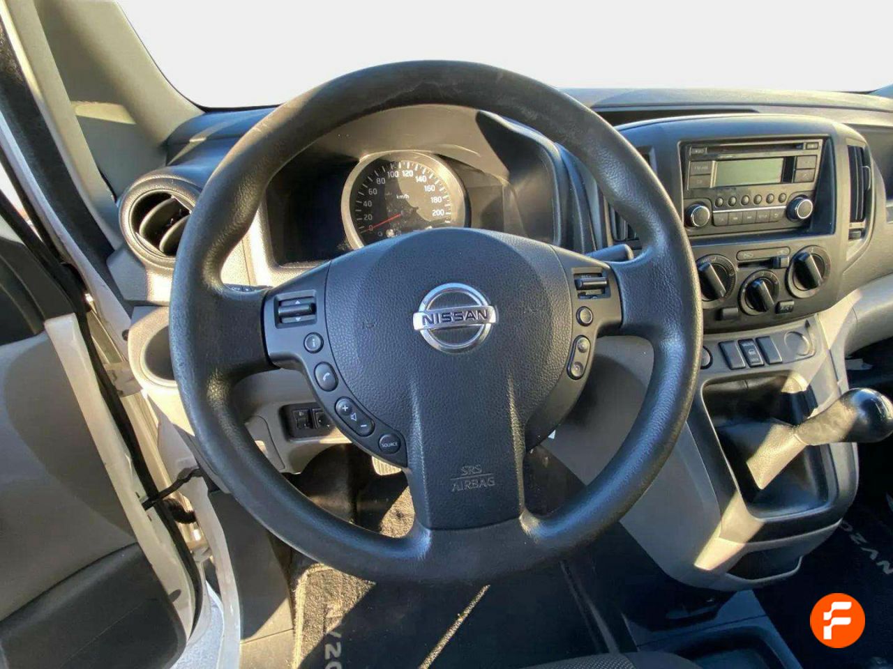 Foto Nissan NV200 14