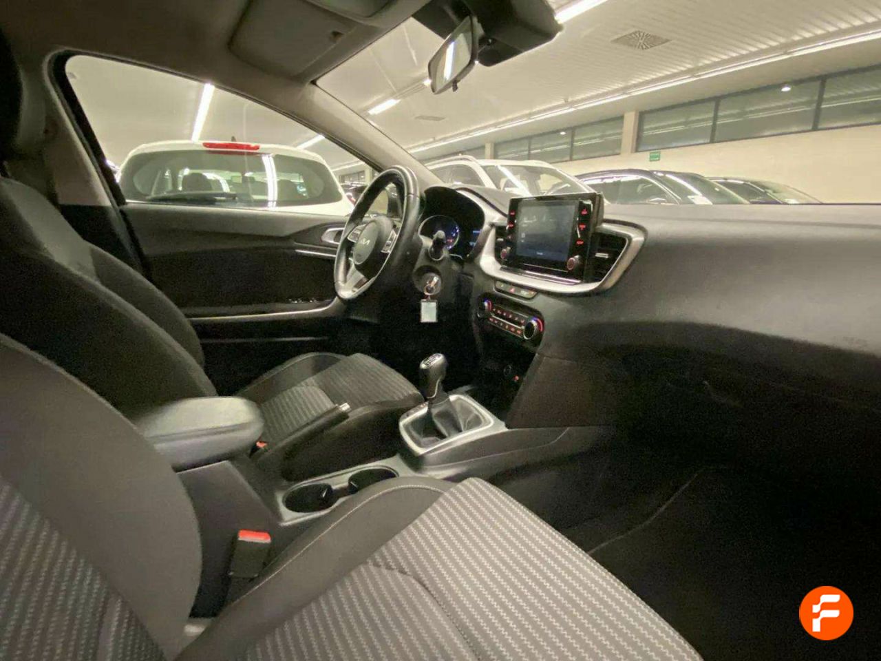 Foto Kia XCeed 18