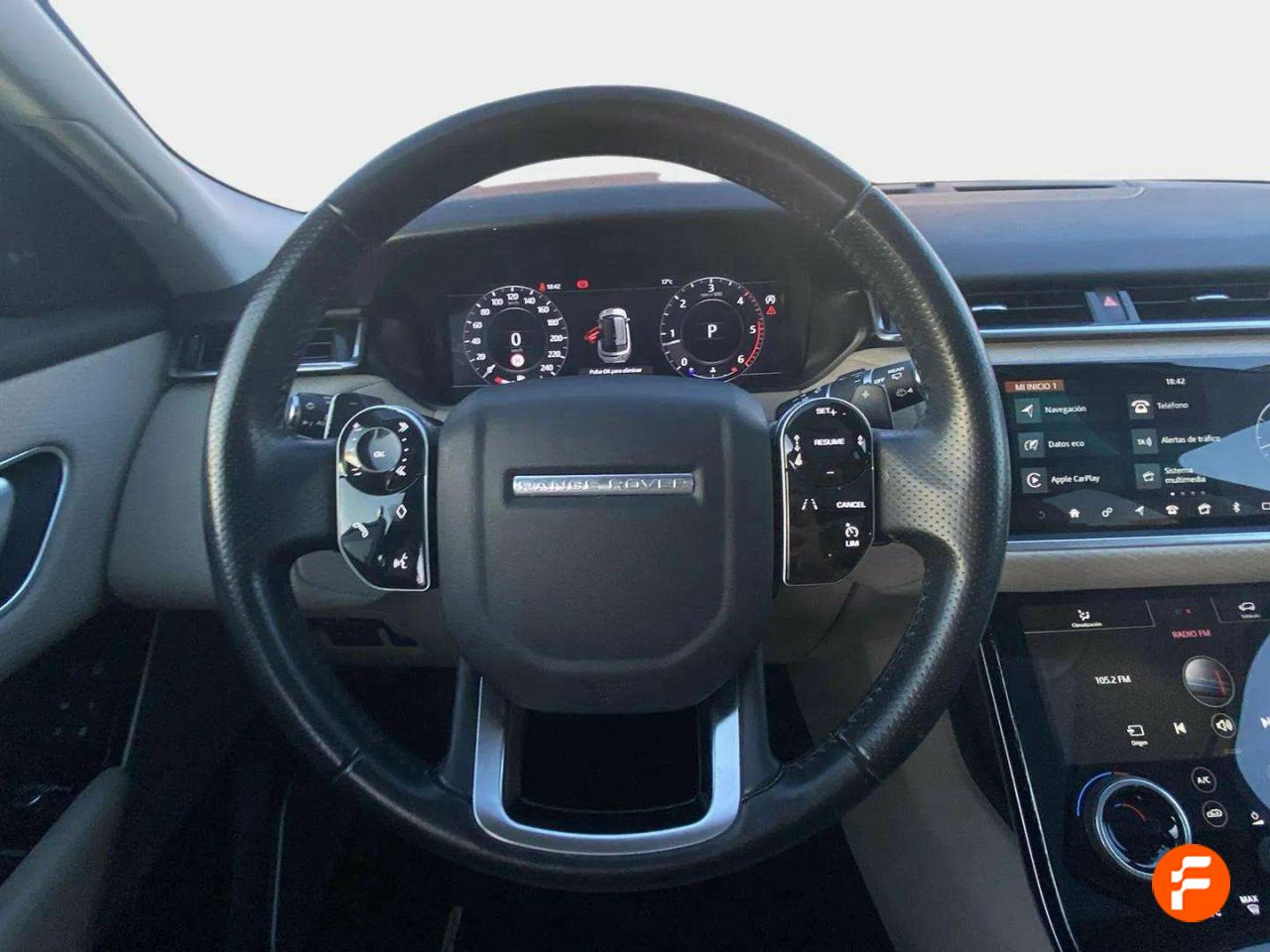 Foto Land-Rover Range Rover Velar 15