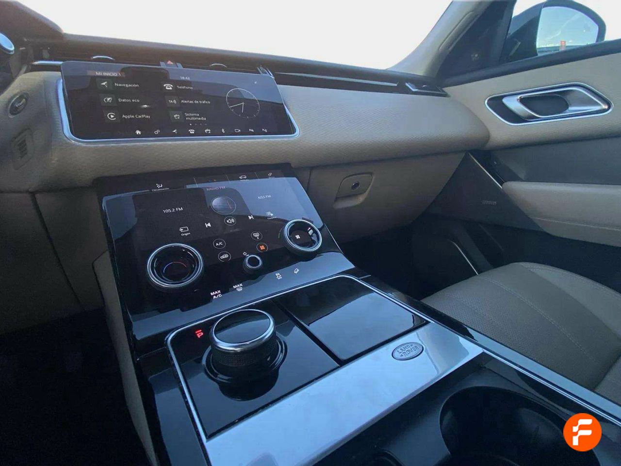 Foto Land-Rover Range Rover Velar 17