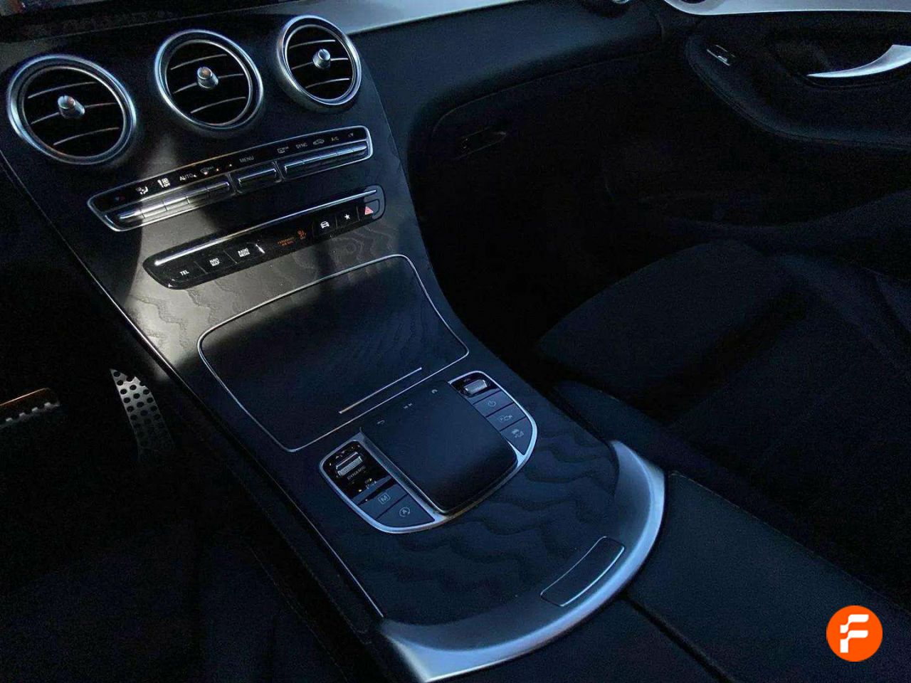 Foto Mercedes-Benz Clase GLC 15