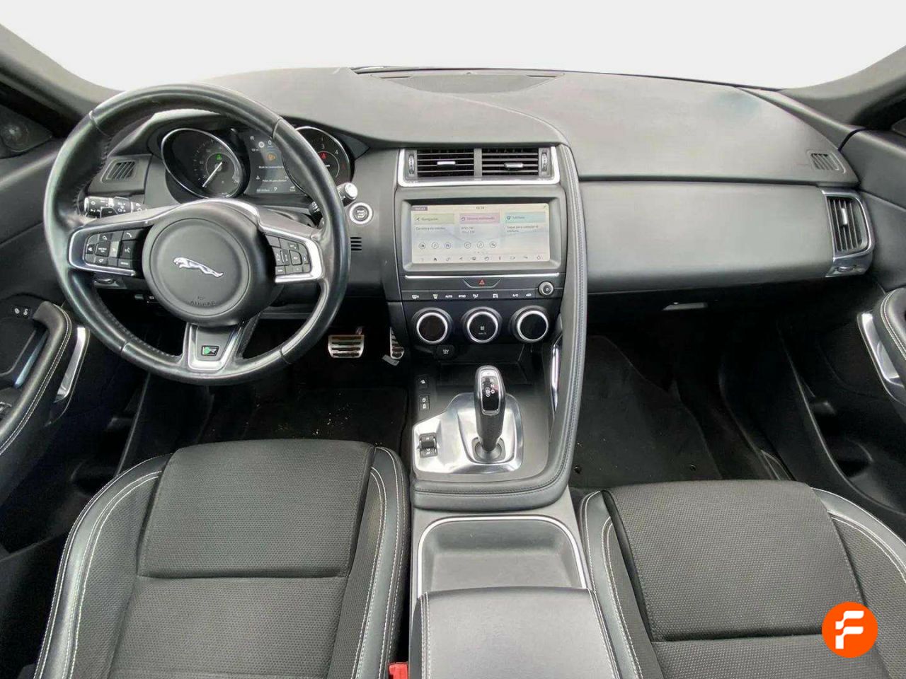 Foto Jaguar E-Pace 11