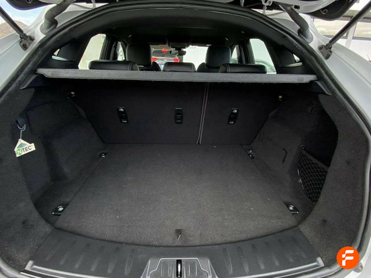 Foto Jaguar E-Pace 18