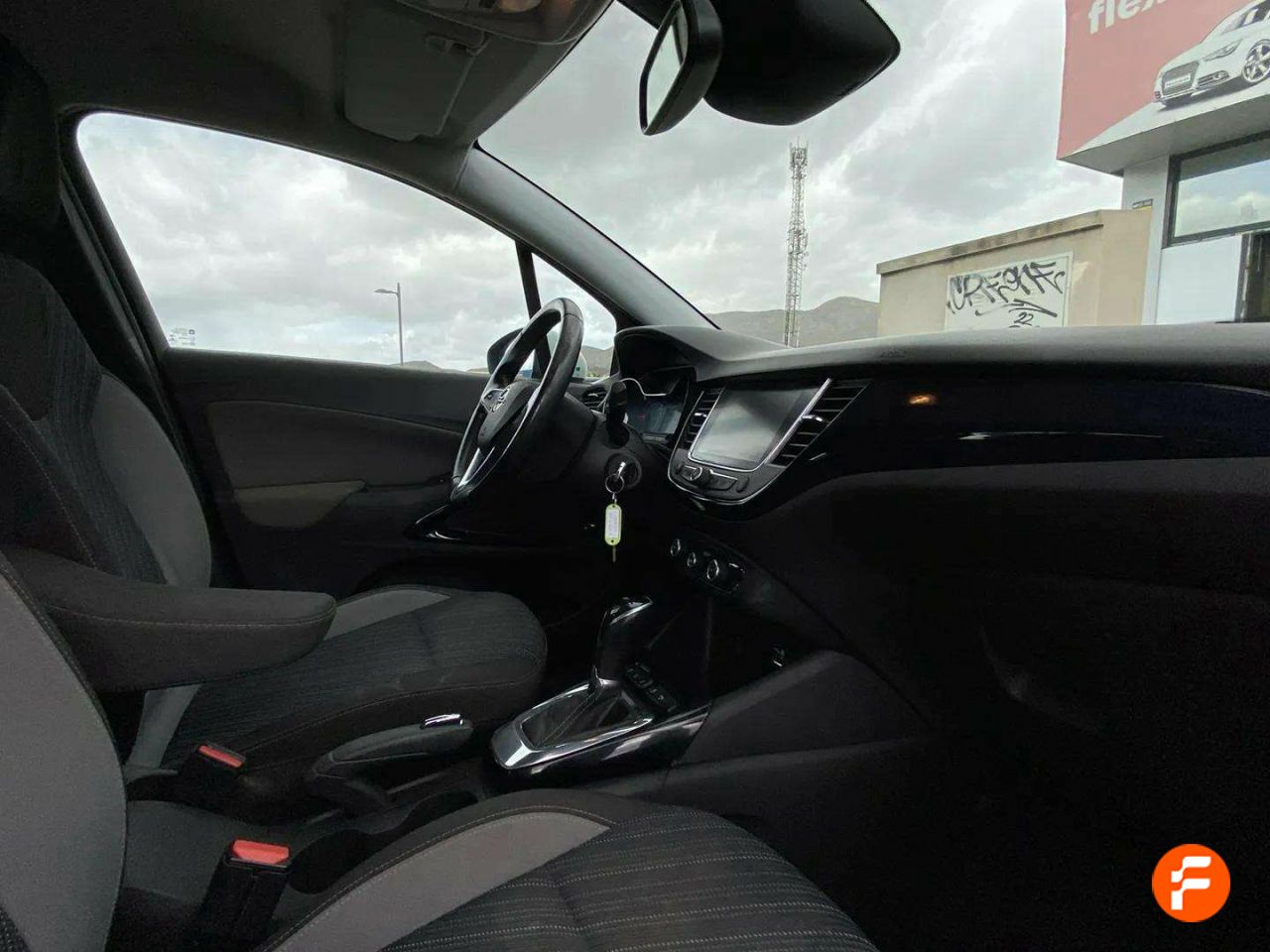 Foto Opel Crossland X 18