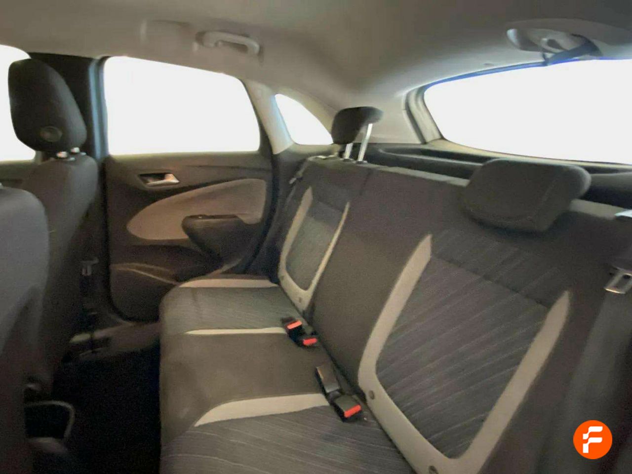 Foto Opel Crossland X 17