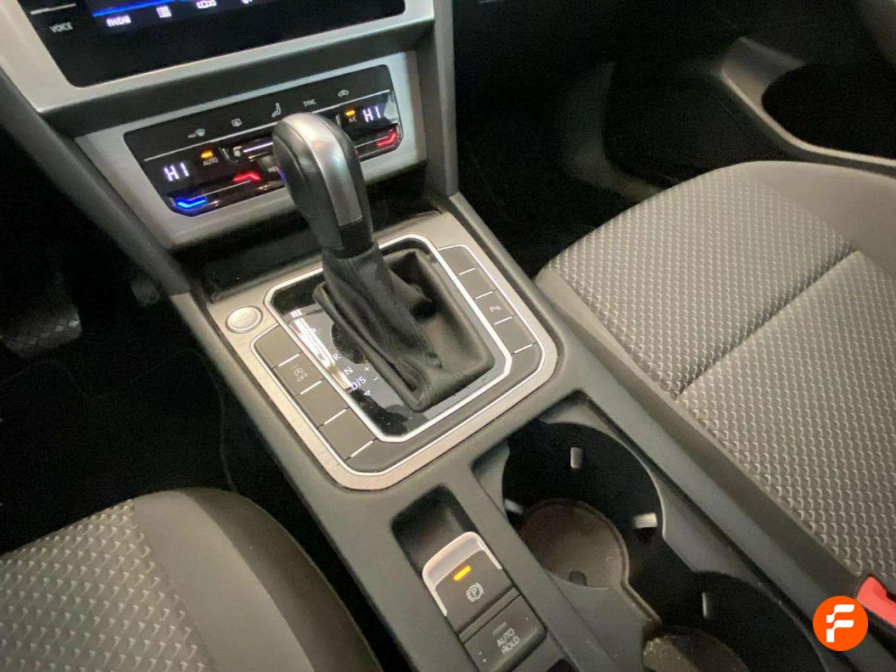 Foto Volkswagen Passat 15