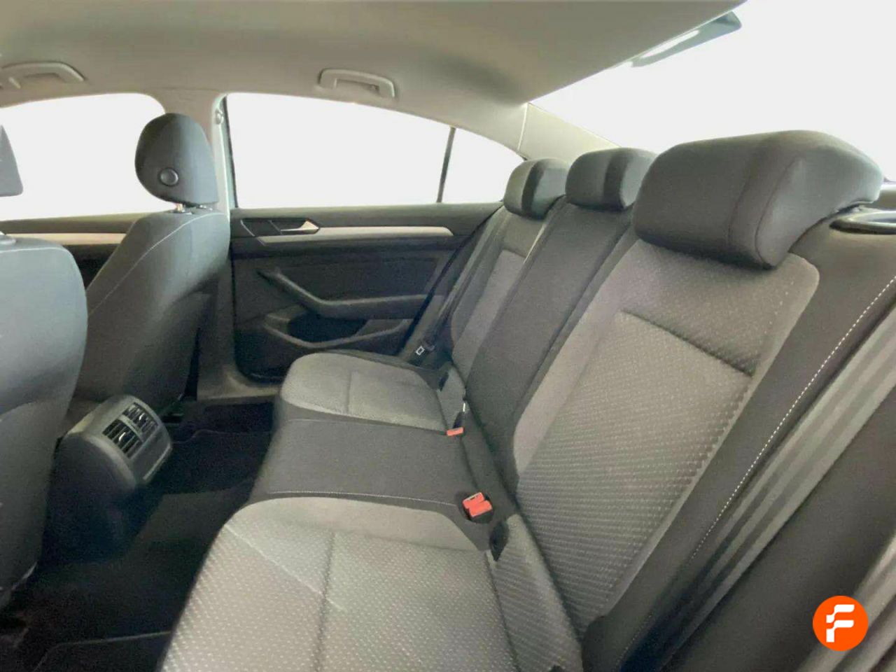 Foto Volkswagen Passat 17