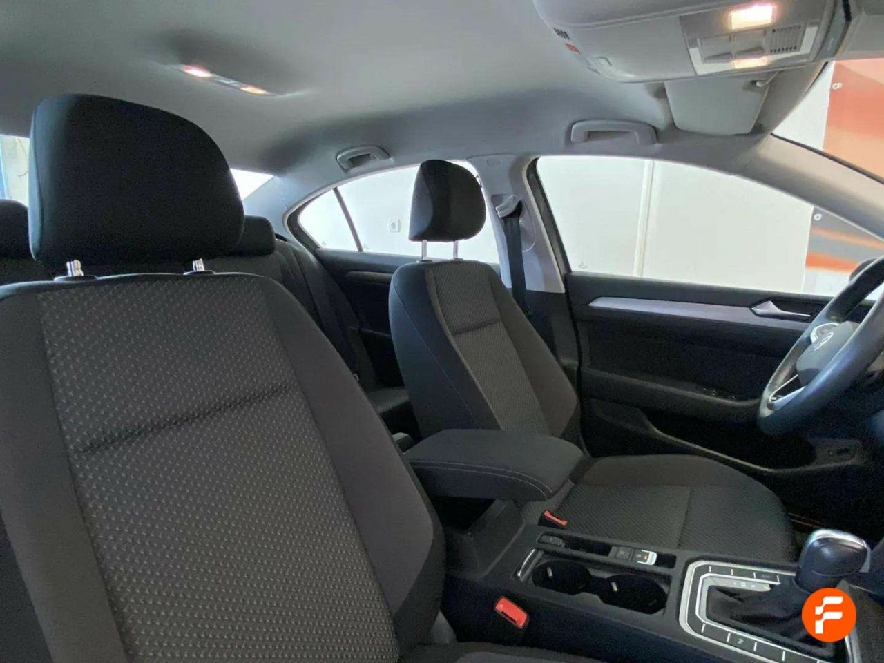 Foto Volkswagen Passat 19