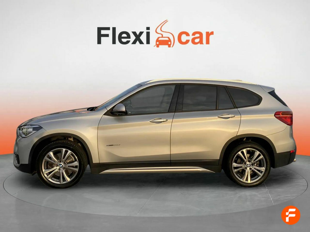 Foto BMW X1 4