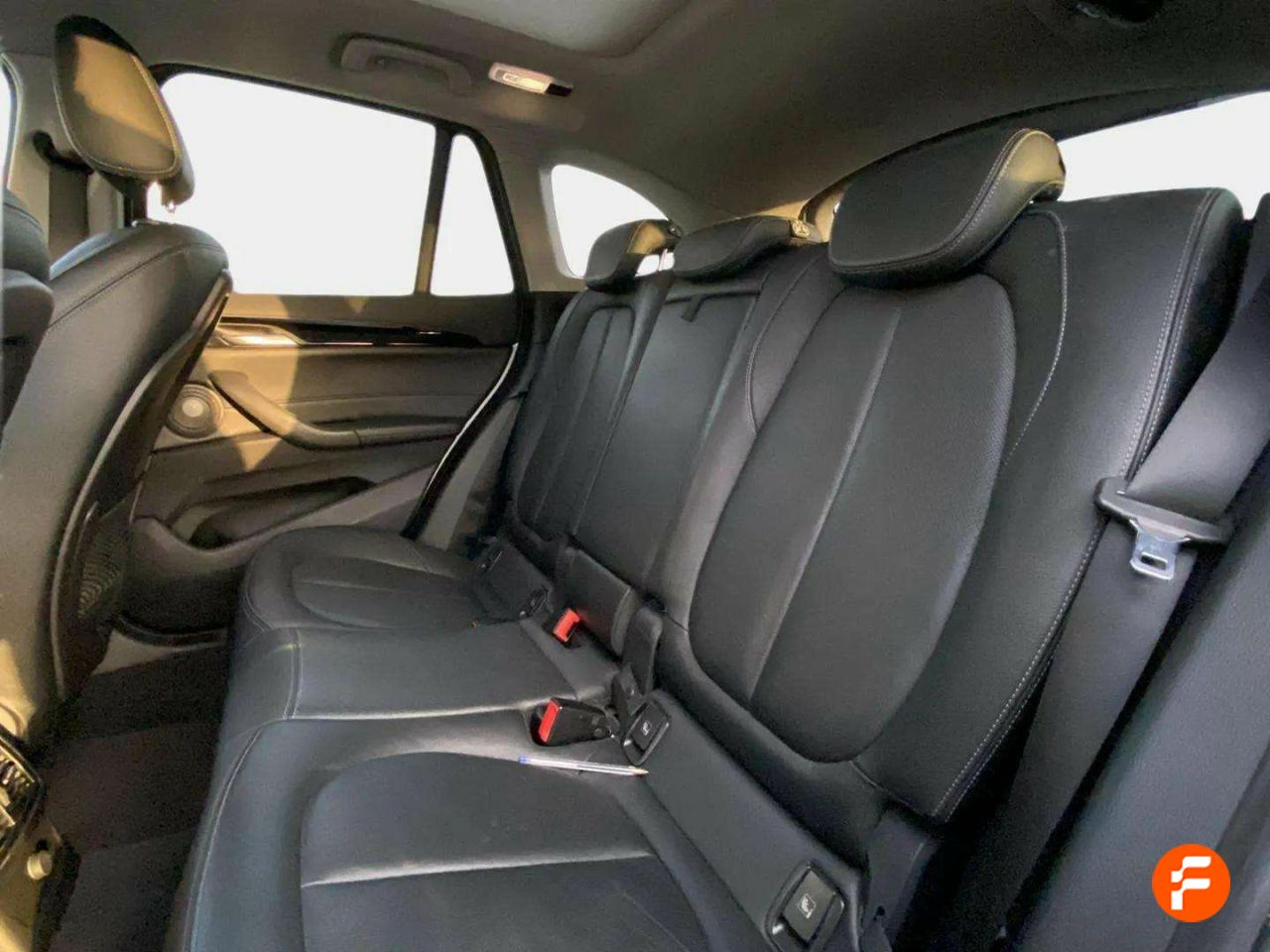 Foto BMW X1 9