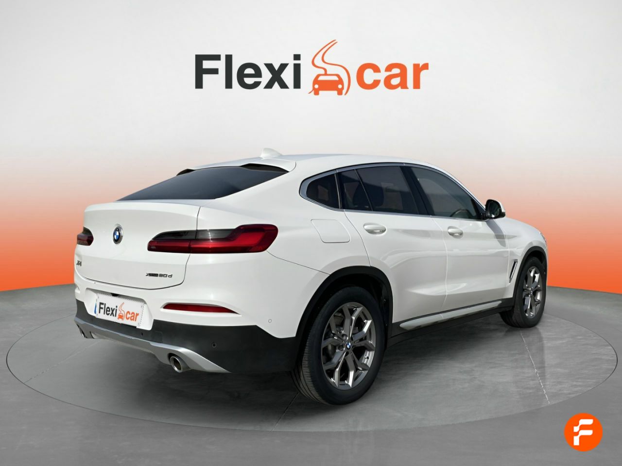 Foto BMW X4 8