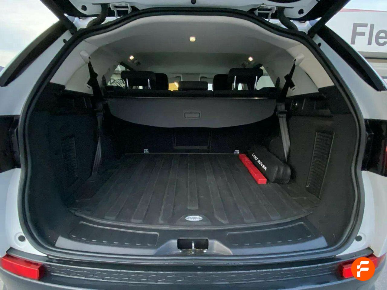 Foto Land-Rover Discovery Sport 18