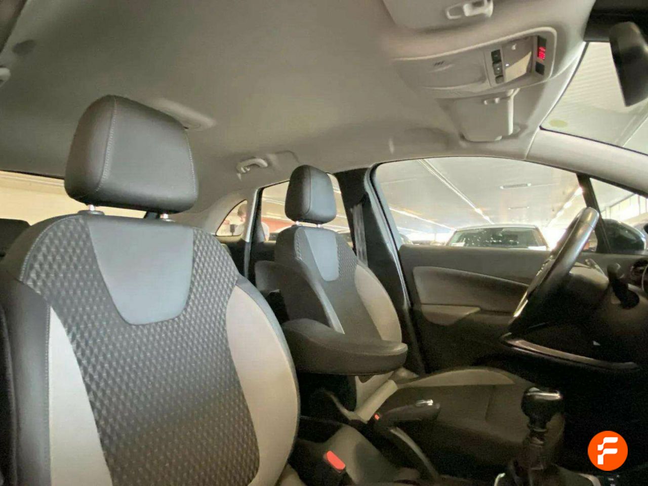Foto Opel Crossland X 18