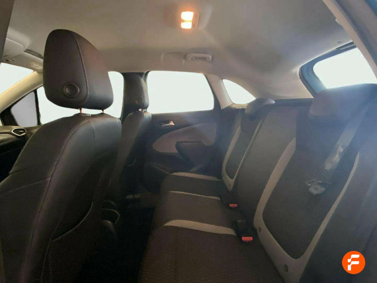 Foto Opel Crossland X 16