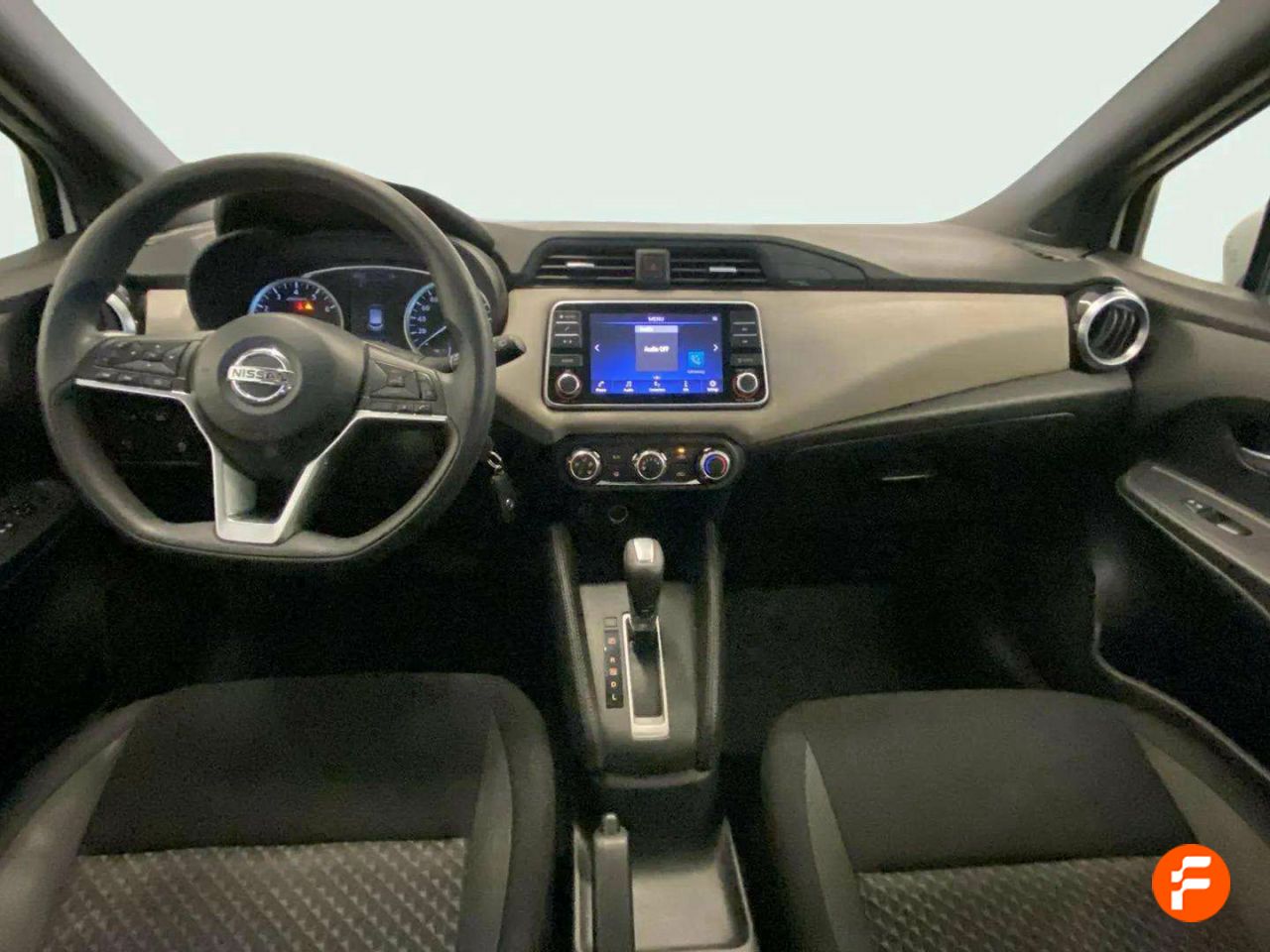 Foto Nissan Micra 10