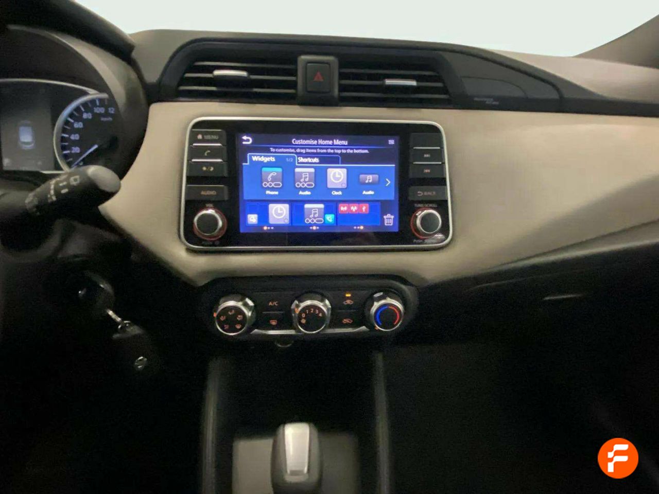 Foto Nissan Micra 11