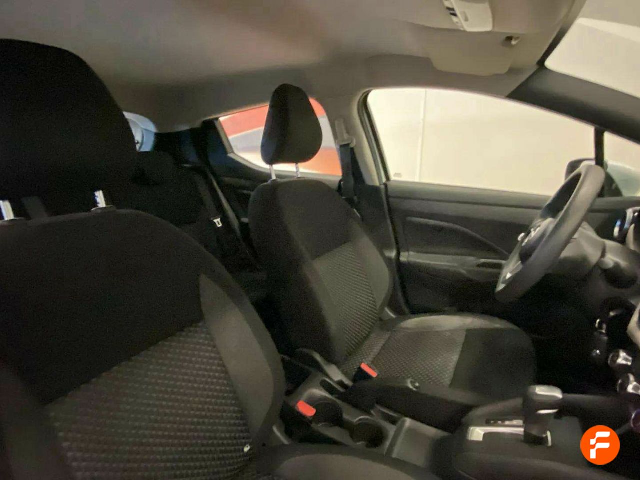 Foto Nissan Micra 18