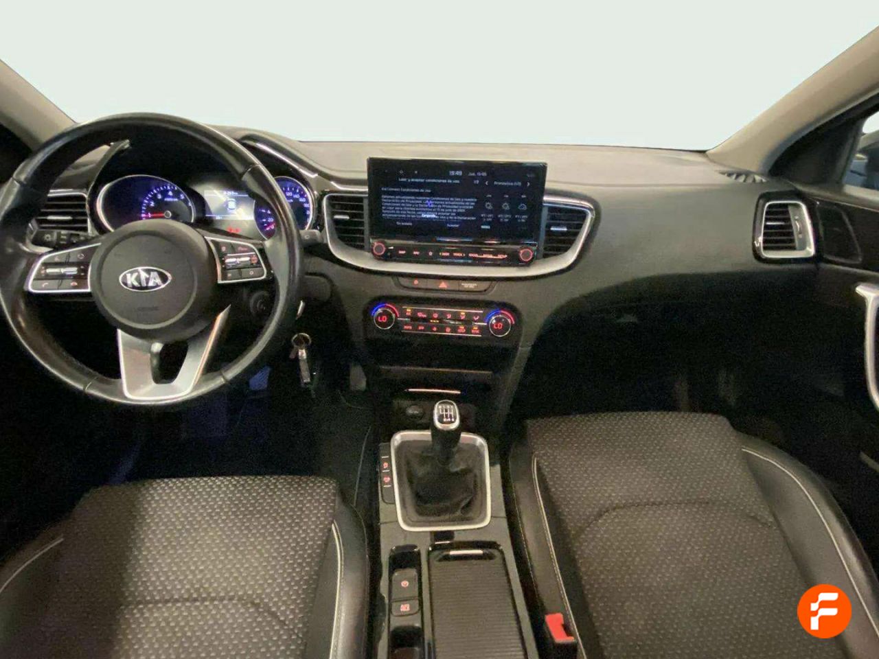 Foto Kia XCeed 10