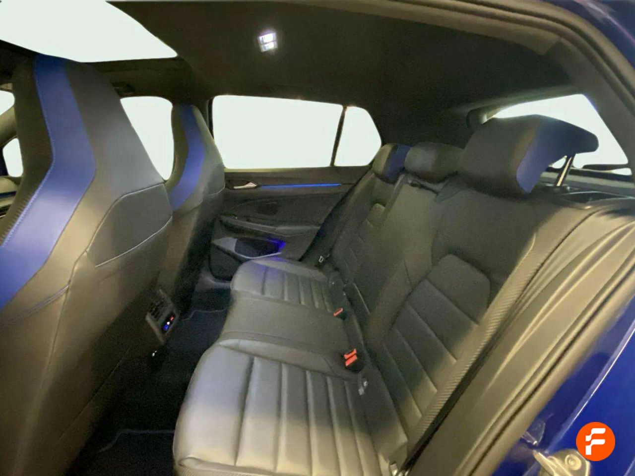 Foto Volkswagen Golf 18