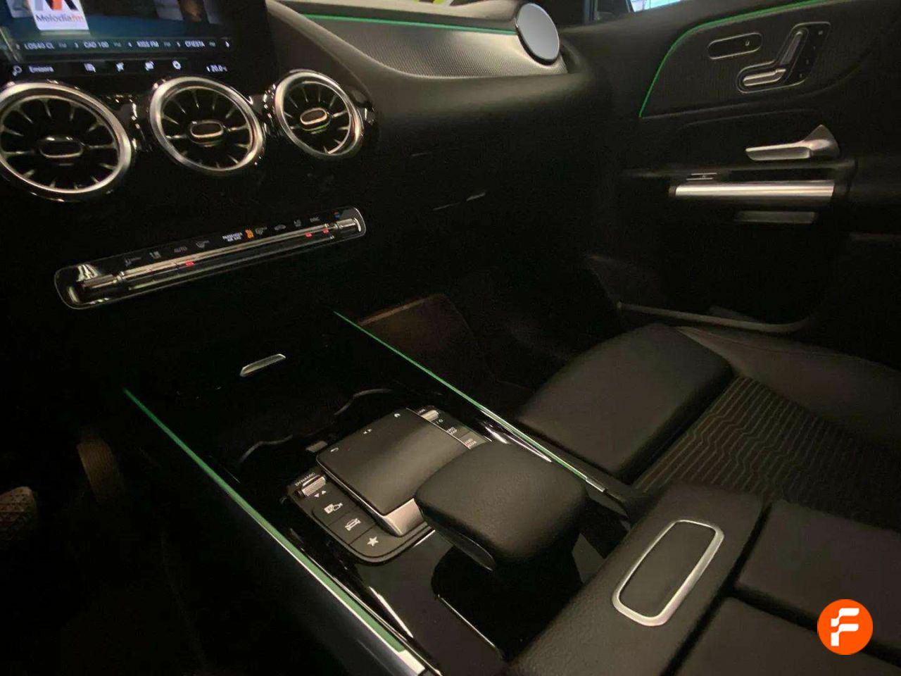 Foto Mercedes-Benz Clase GLA 14