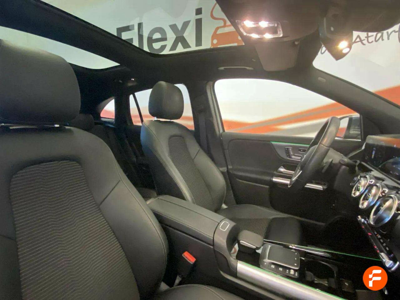 Foto Mercedes-Benz Clase GLA 20