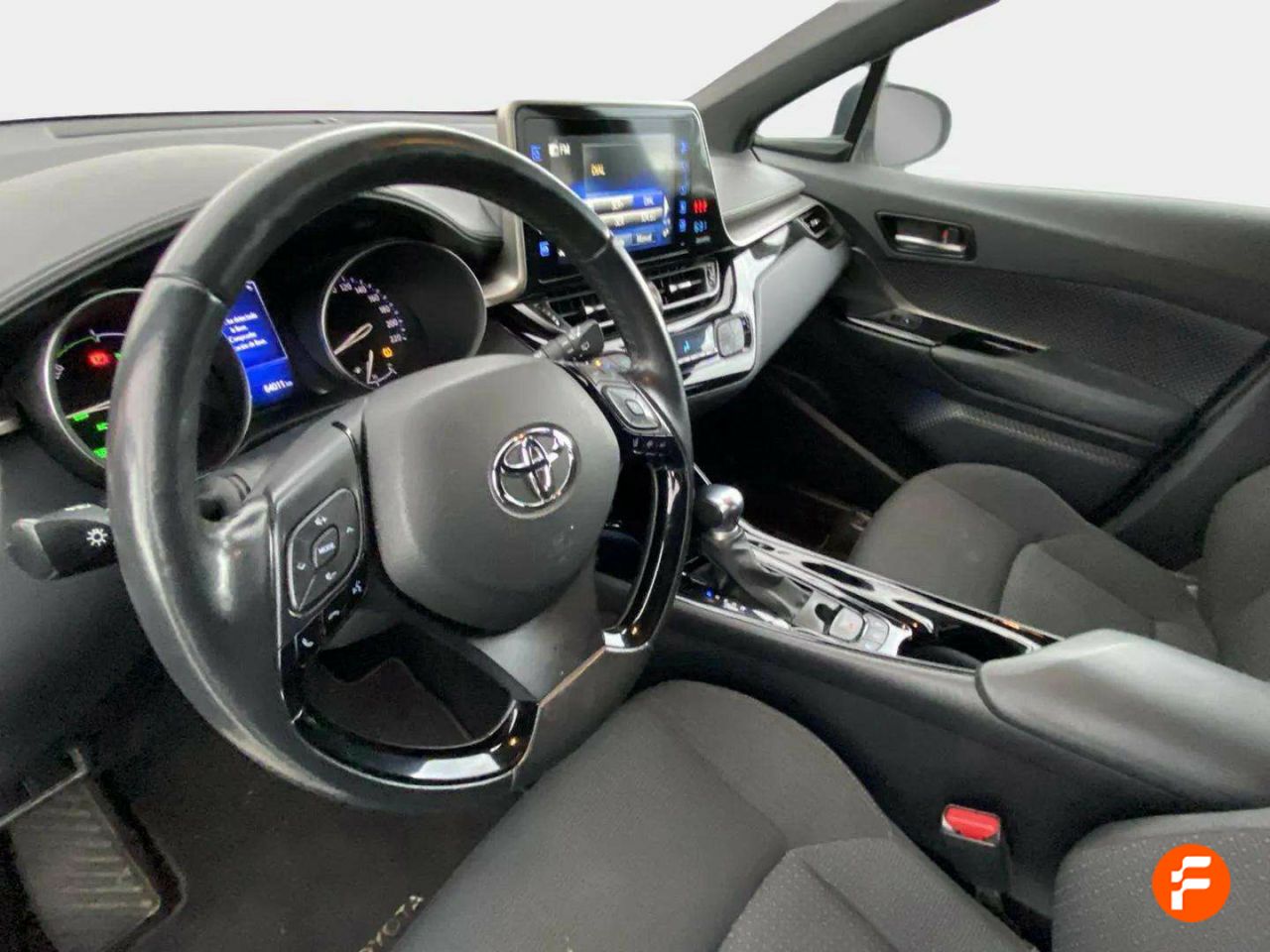 Foto Toyota C-HR 15