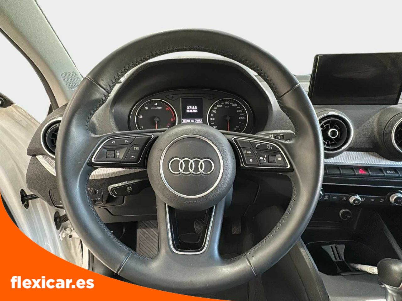 Foto Audi Q2 13