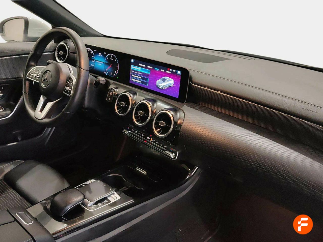 Foto Mercedes-Benz Clase CLA 13