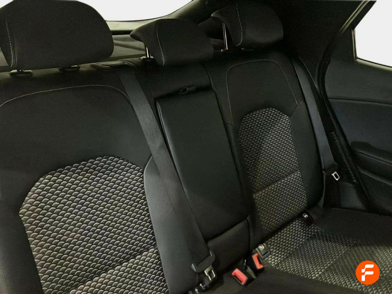 Foto Kia XCeed 11