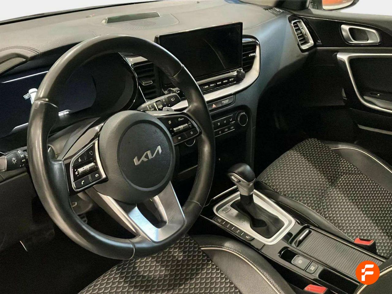 Foto Kia XCeed 12
