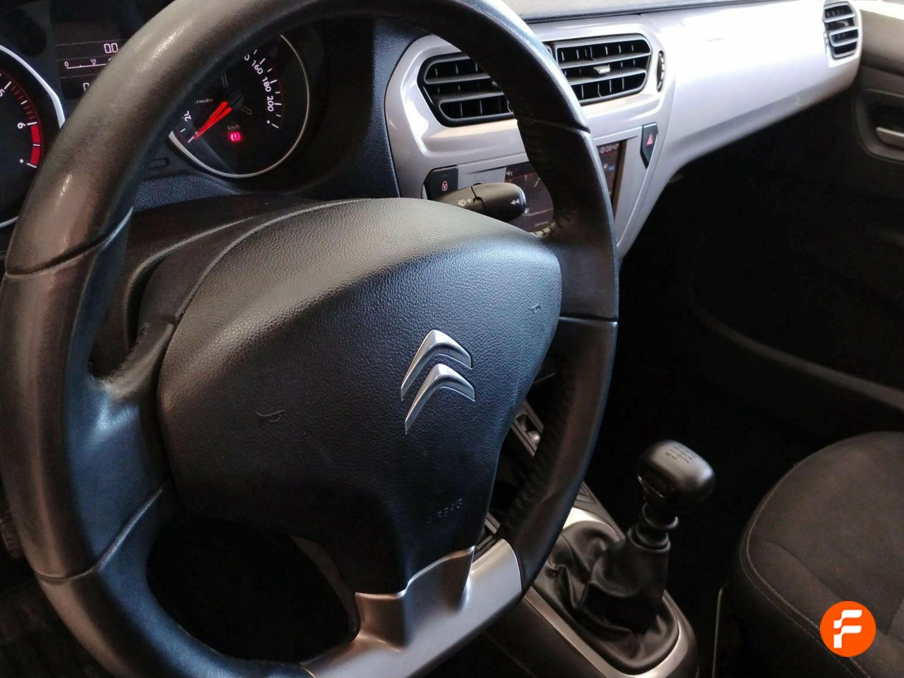 Foto Citroën C-Elysèe 15